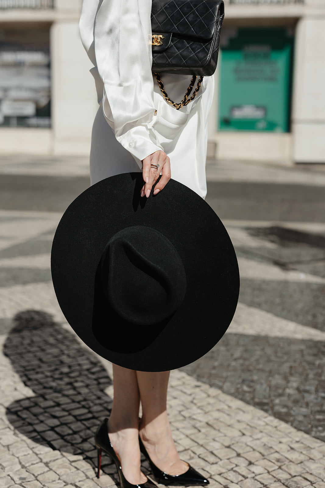 HAT 005 - Black Hue